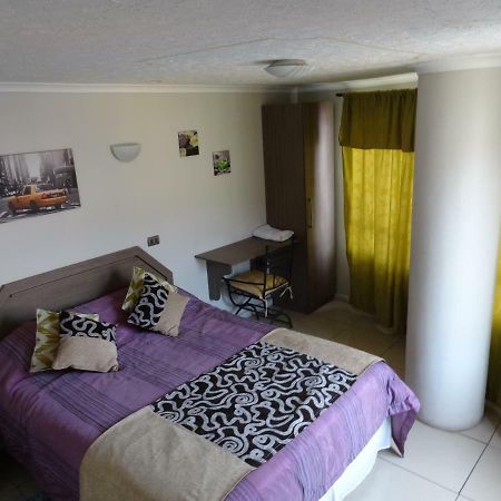 Hostal Quinta Normal アントファガスタ エクステリア 写真